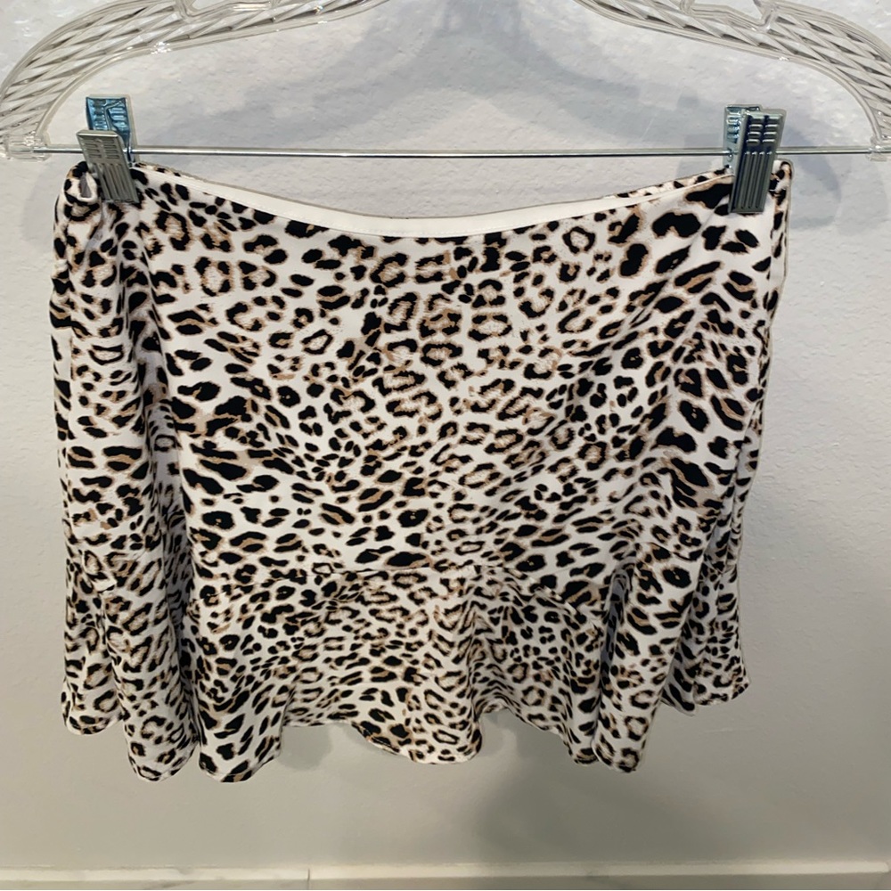Leopard mini skirt